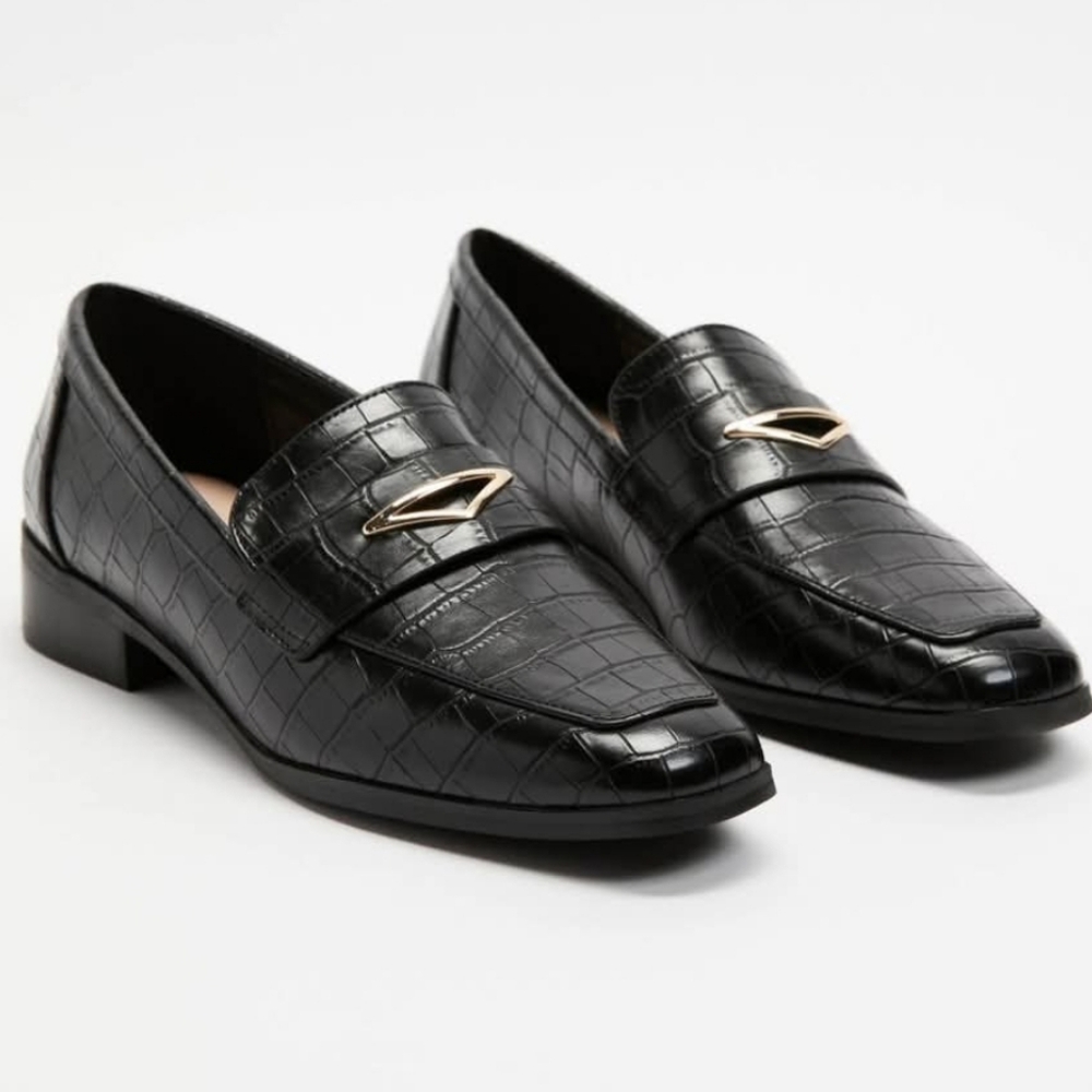 Aldo Hanak Boss Babe Normcore Career Croc Embossed Black Leather Loafers 9 NWOT